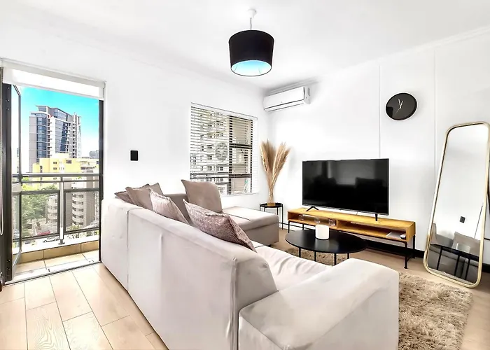 Sandton Lux, 2 Bedroom & 2 Ensuite, No Load Shedding