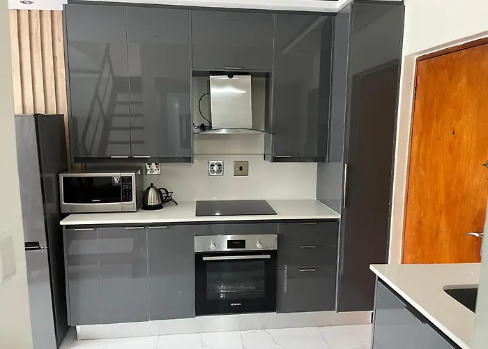 Unit 76 Melville Mews