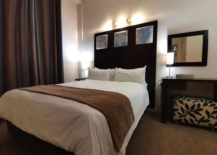 Mapungubwe Hotel Apartments Marshalltown