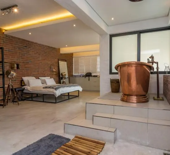 Curiocity Penthouses