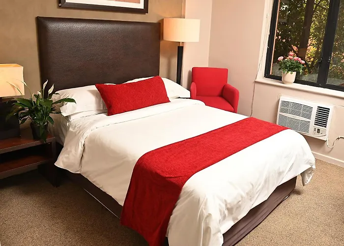 Illovo Hotel