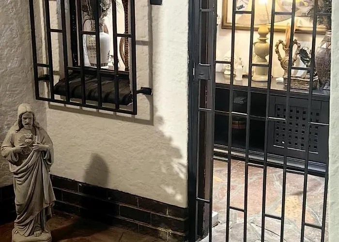 The Royal Princess B&B On Malibongwe Drive