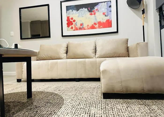 Zuriel Spaces 2 Bedrooms 2 Bathrooms Luxurious Modern Apartment