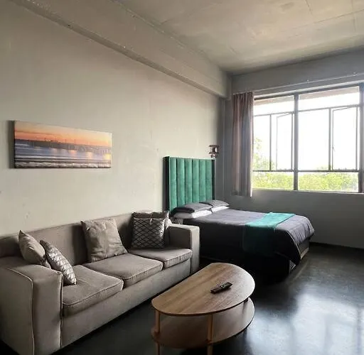 Homely And Warm Unit