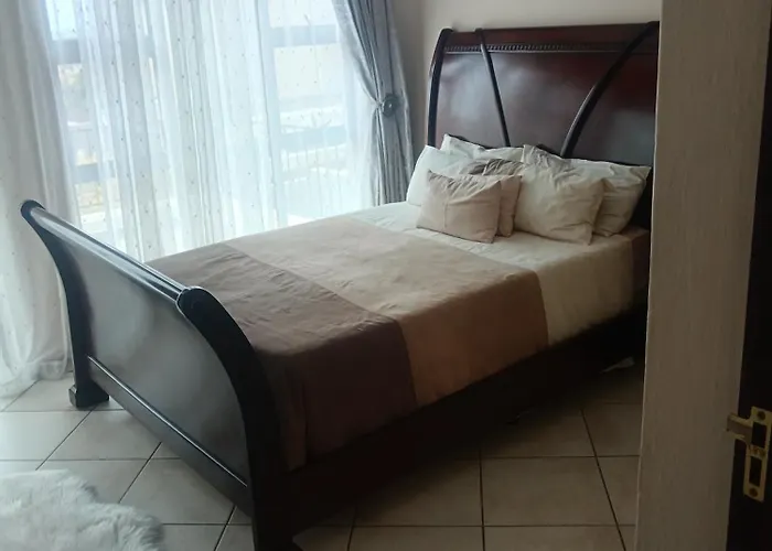 Guest Room In Ormonde With Balcony