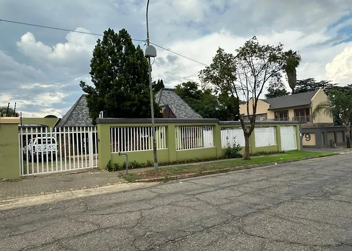 Casa Bedfordview