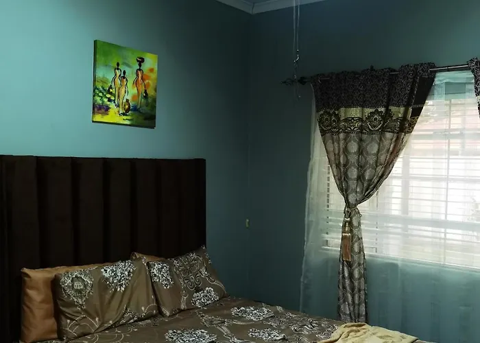 Yellow Stars Guesthouse Ltd