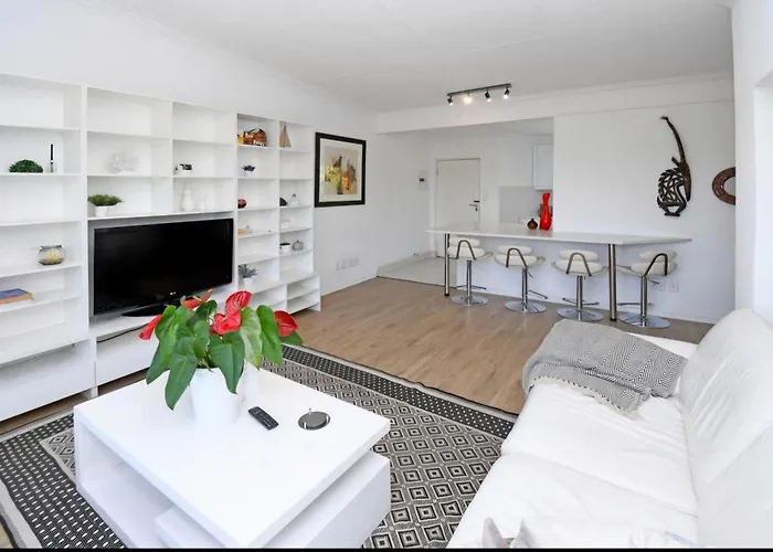 2 Bedroom Apartment In Sandton City