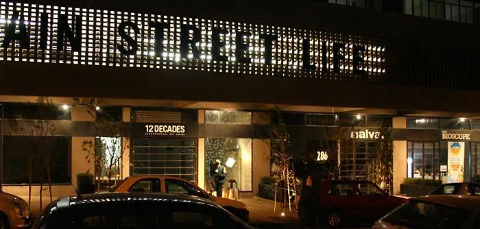 Light Studio Apartment In Maboneng, Johannesburg