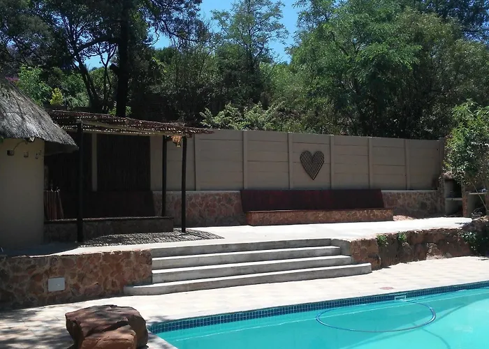Suburbian Lodge