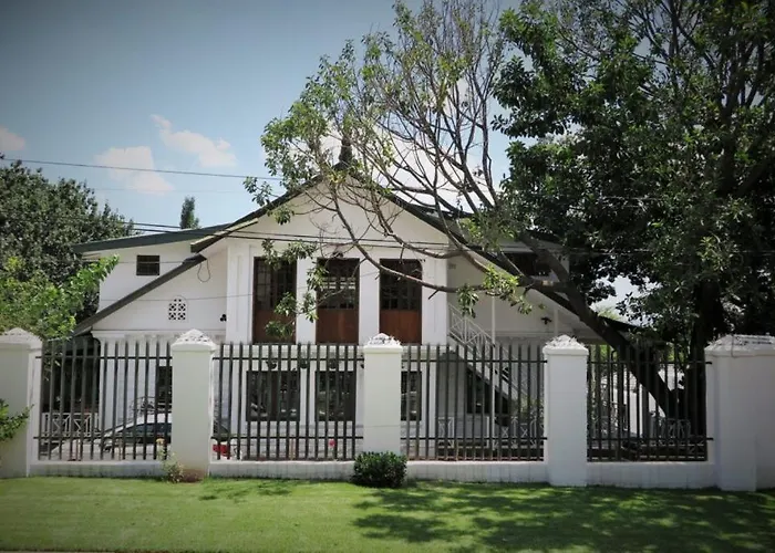 Sandton Farmhouse