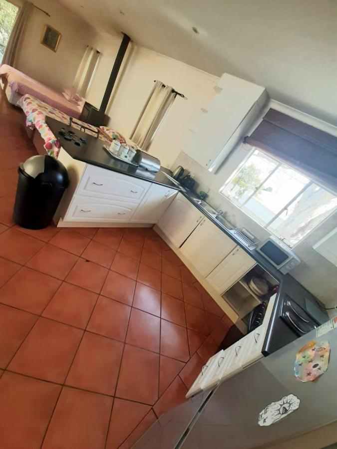 Mikes Place Nhà khách Johannesburg
