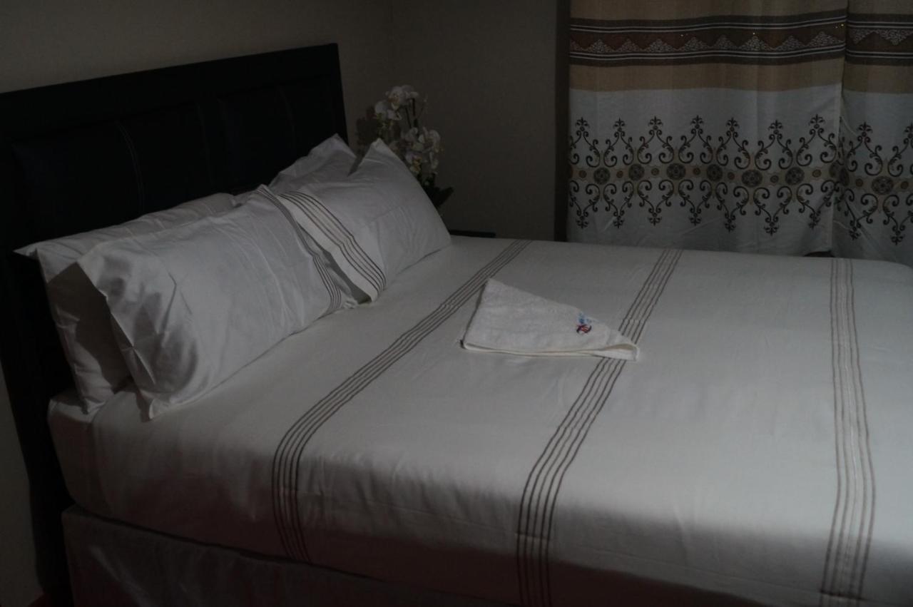 Miraton Eastgate Suites Acomodação com café da manhã 