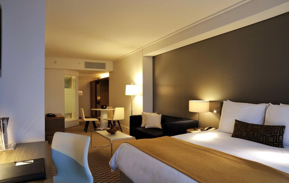 Radisson Blu Gautrain Hotel, Sandton 4* Johannesburg
