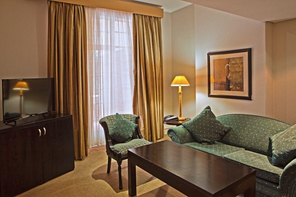 - Sunnyside Park By Ihg Hotel Johannesburg