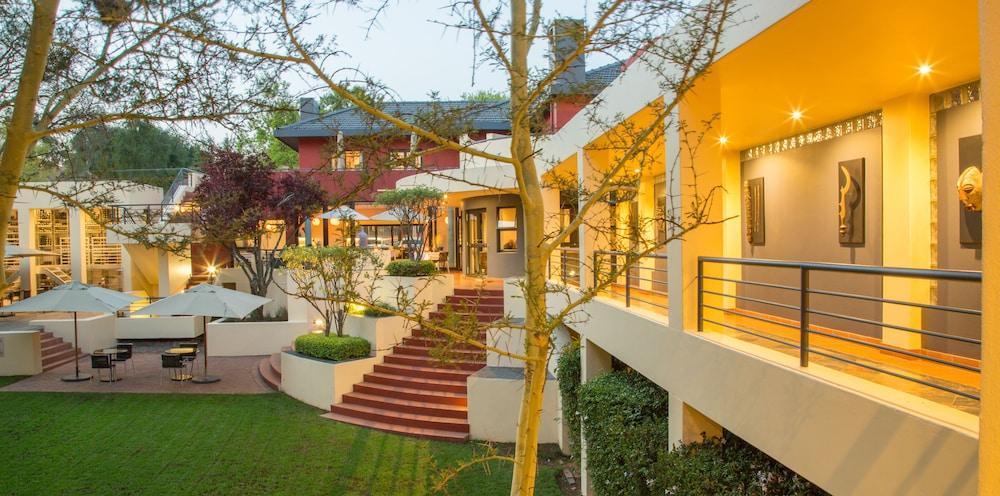 Bompas Hotel Johannesburg