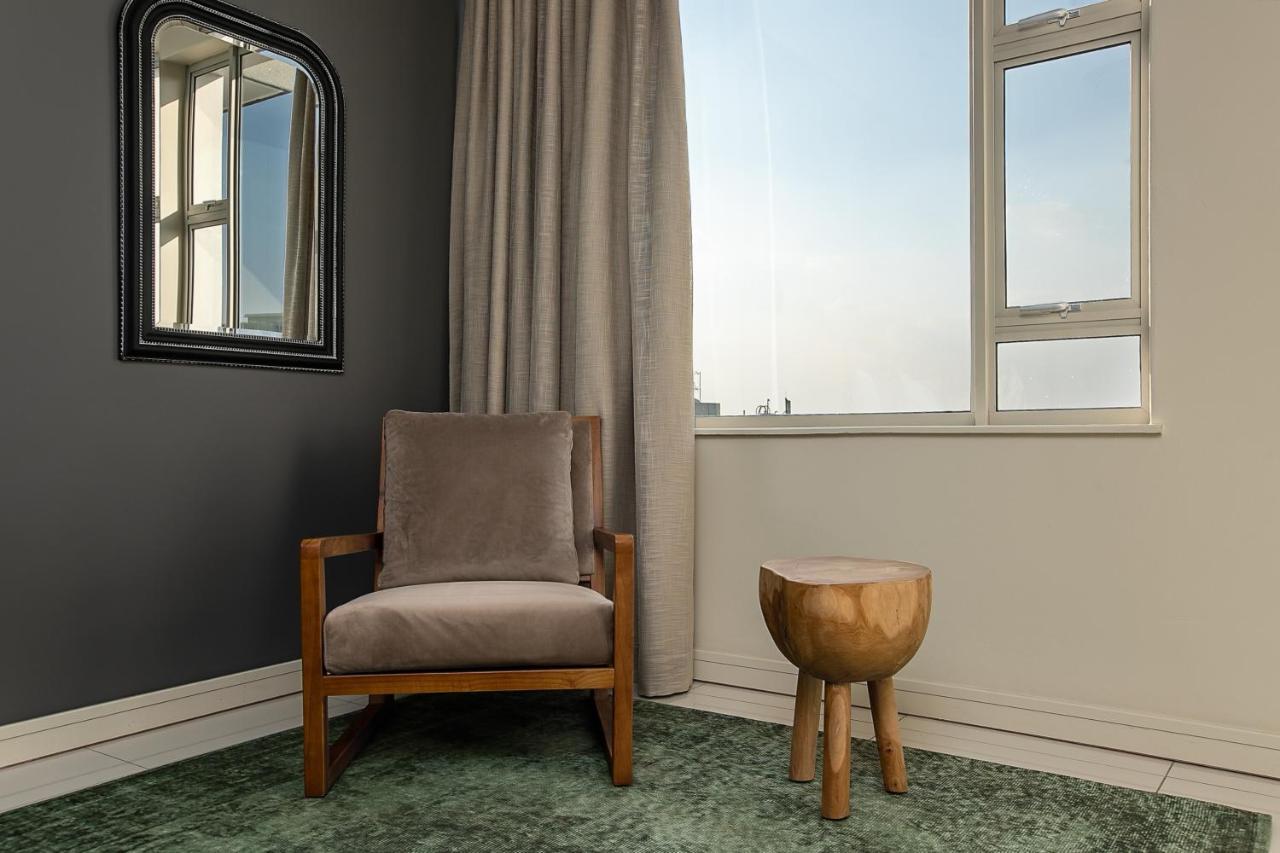 715 The Tyrwhitt - Rosebank Apartamento Joanesburgo