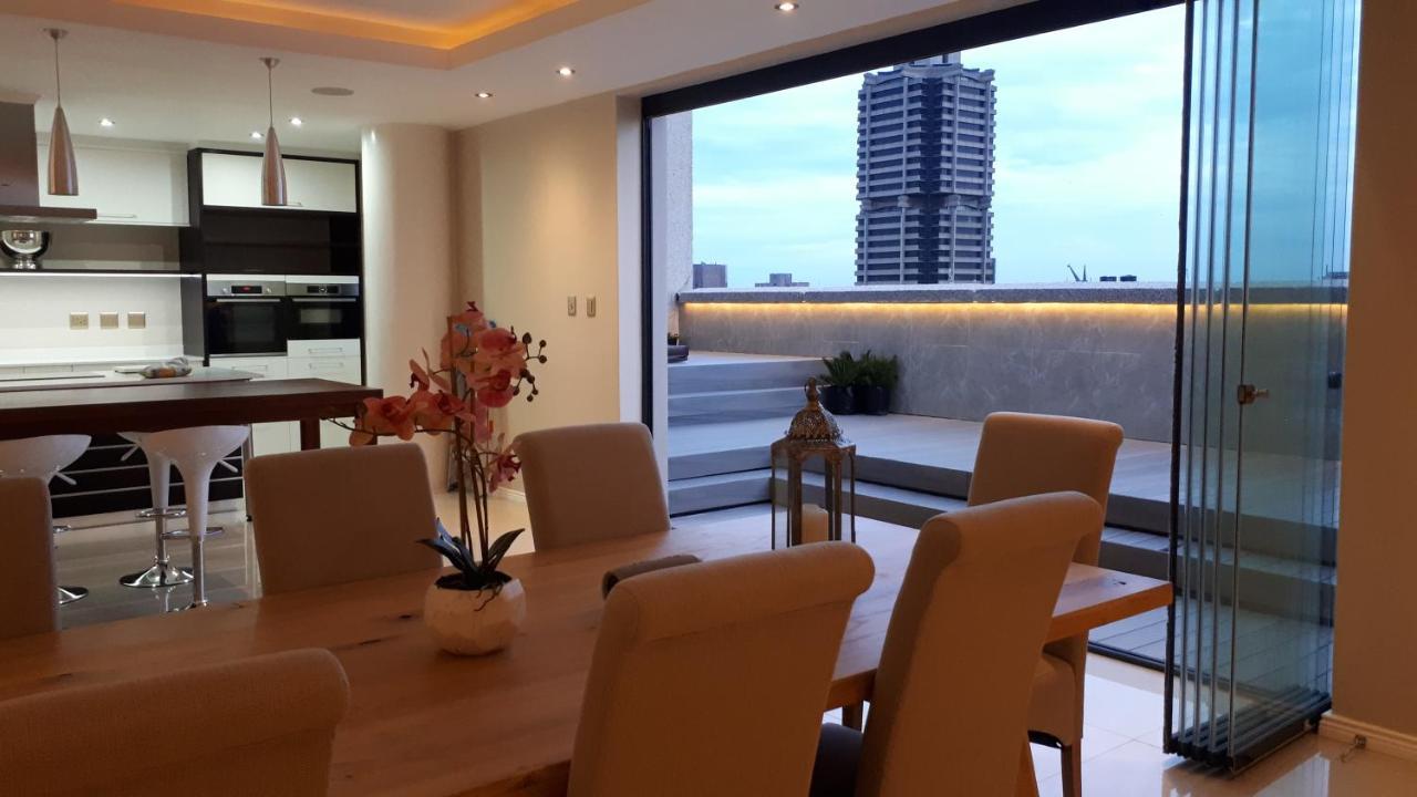 1804 Franklin 3-bed Penthouse With Rooftop Jacuzzi *