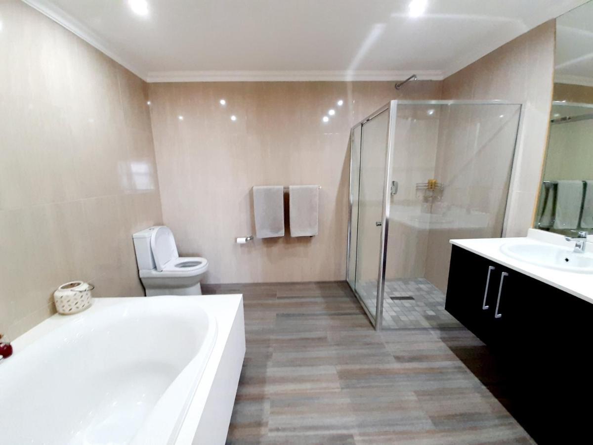 1804 Franklin 3-bed Penthouse With Rooftop Jacuzzi Apartment *