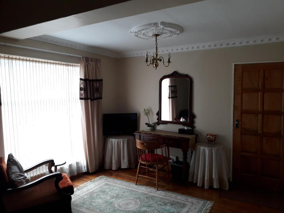 Upper Houghton
