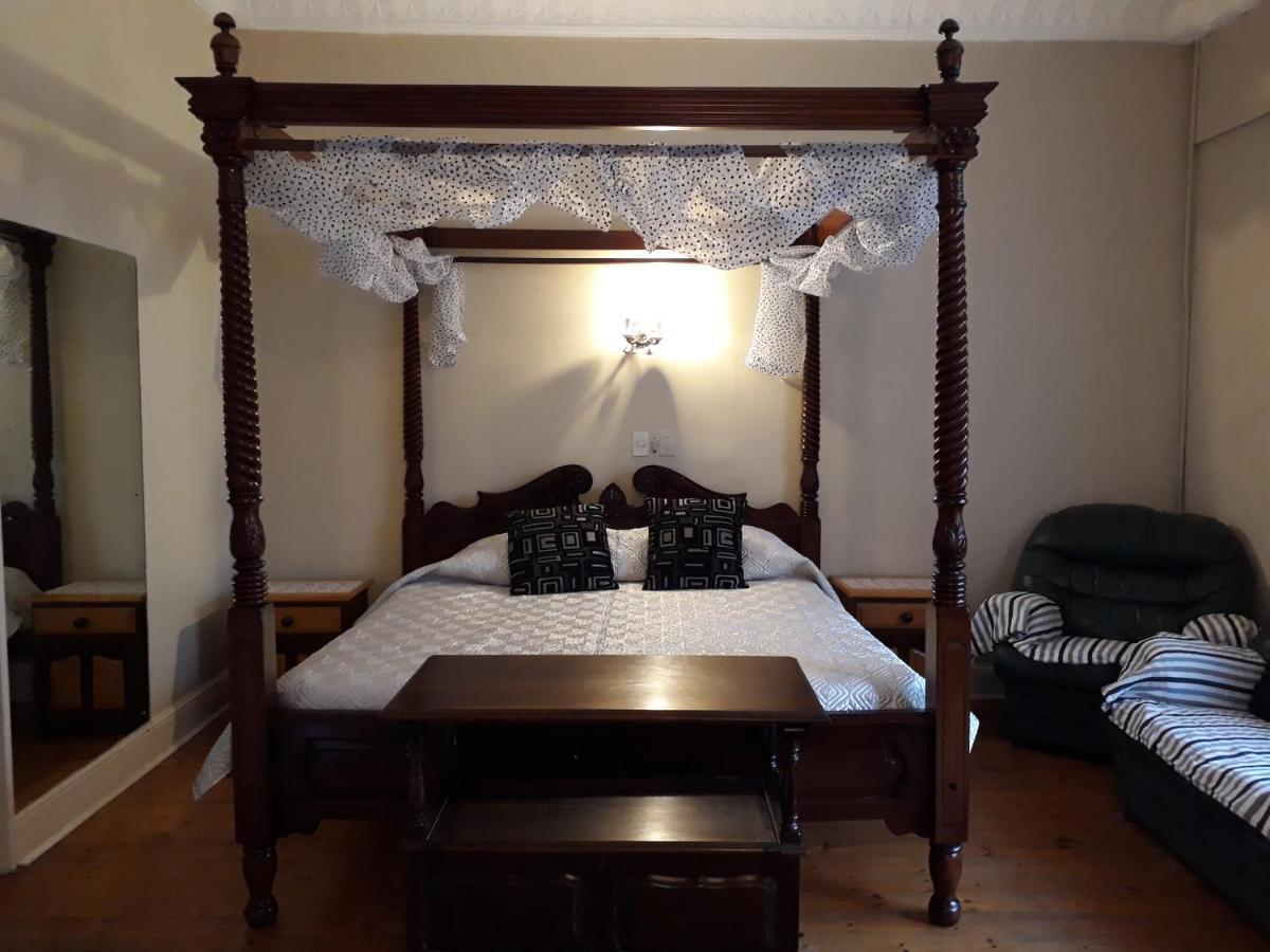 Bed & Breakfast Upper Houghton Johannesburg