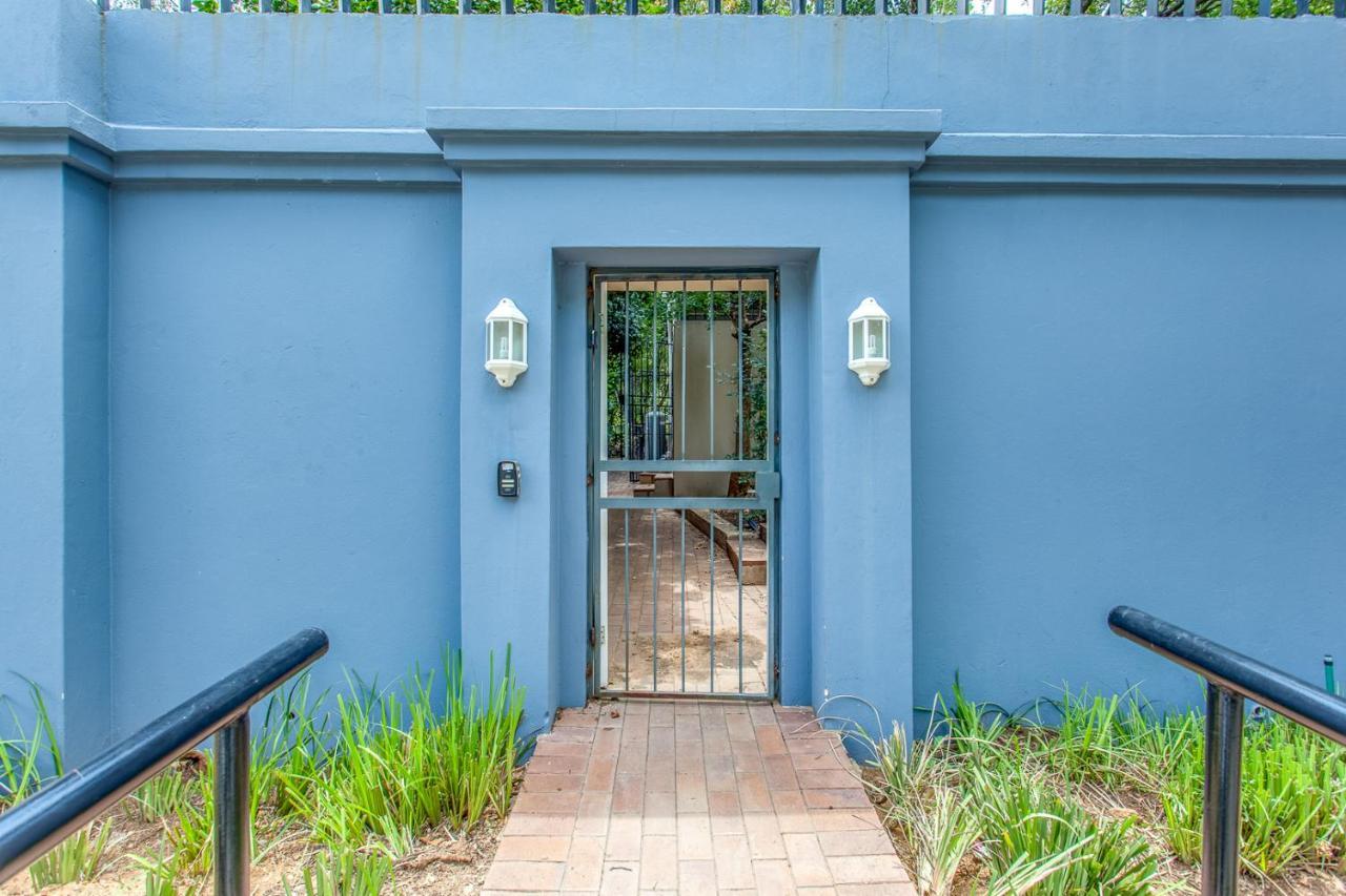 Chalet 5 Cosmos Chalet Johannesburg