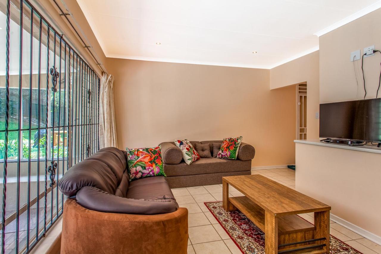 Chalet 5 Cosmos Johannesburg