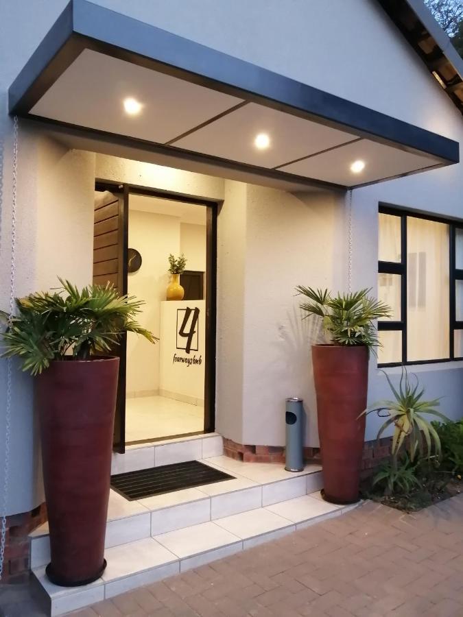 Bed & Breakfast Fourways *