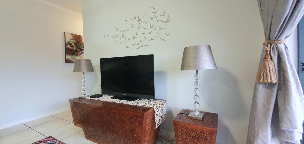 Kaleaba House In A Picturesque Setting - Oakdene