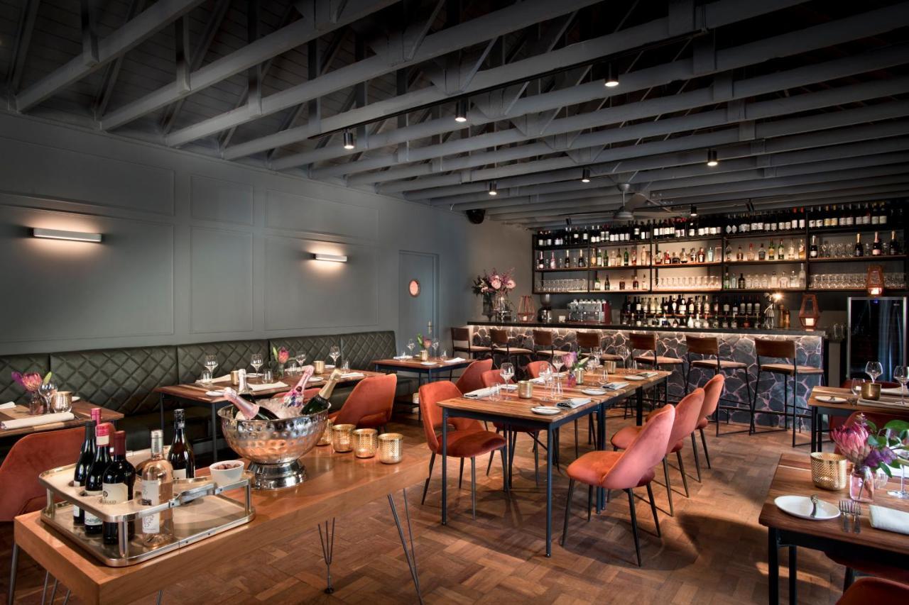Khách sạn The Peech Johannesburg