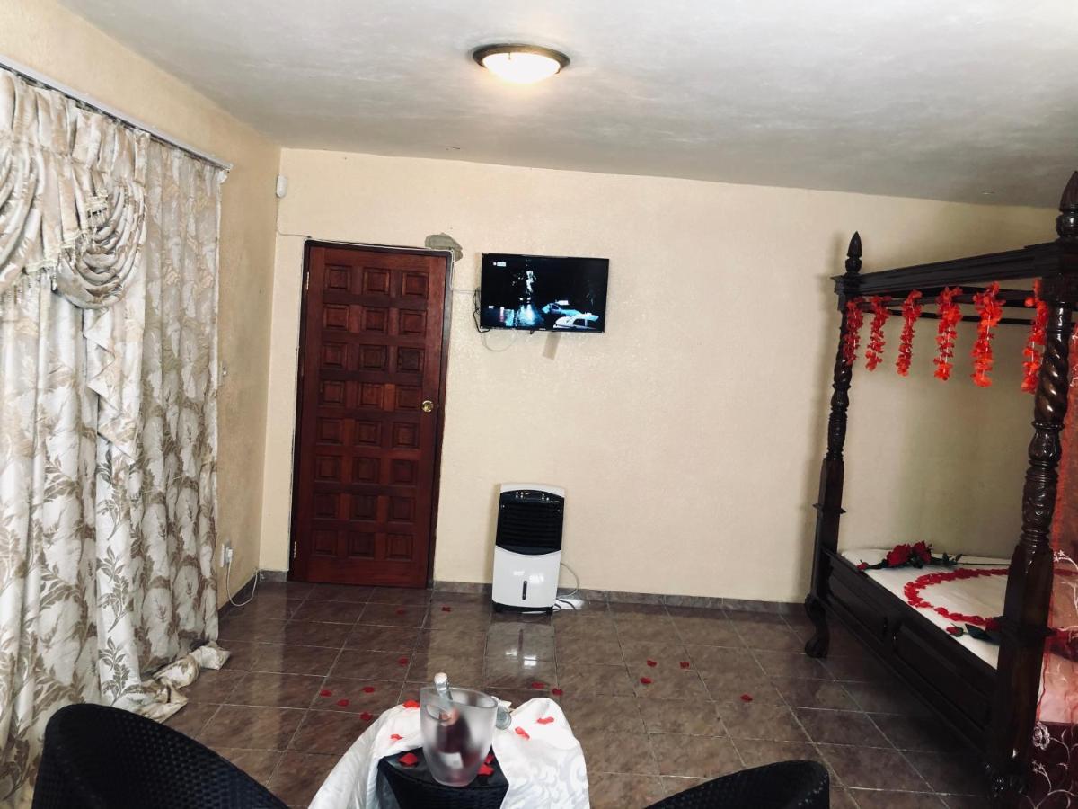 Guest house Naomi's Place 3*