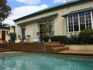 Guest house Melville Manor 3*