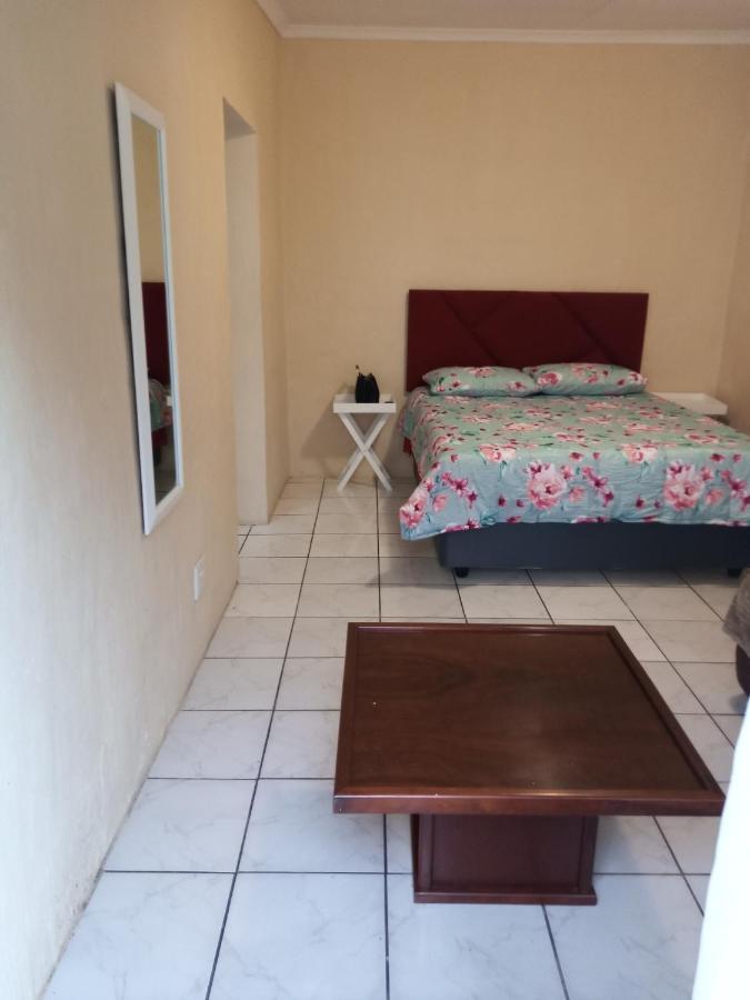 Hostel 59 On Eighth *