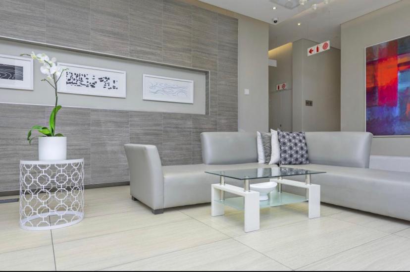Aparthotel Sandton Luxury