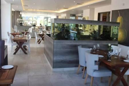 Apartment Sandton Skye