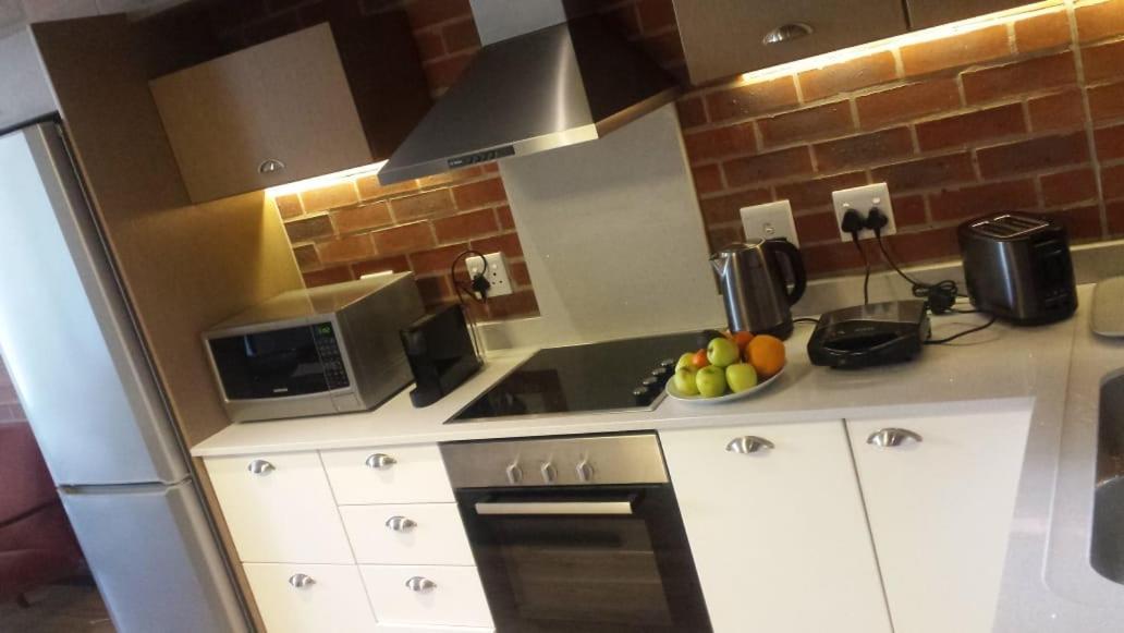 Rosch Inc Prop Rosebank *