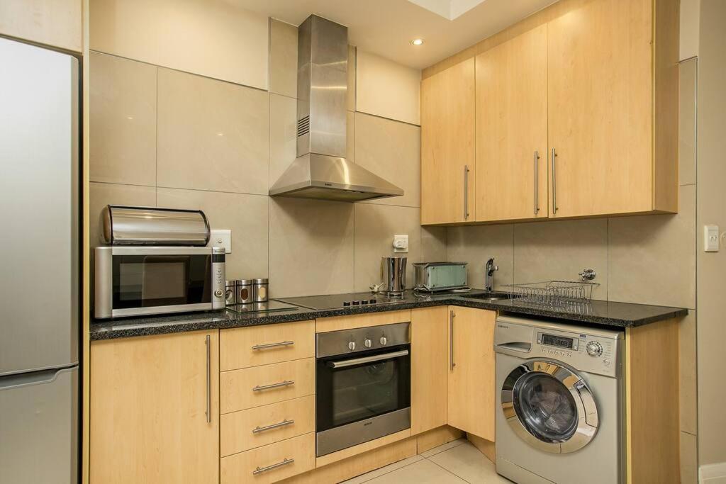 Apartment Hydro Sandton Executive
