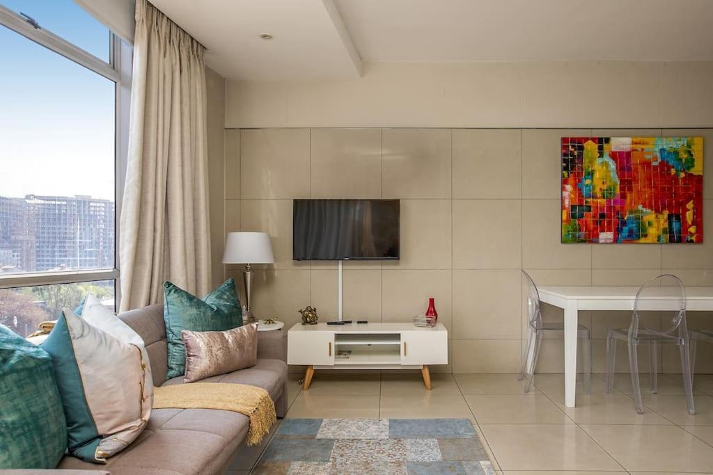 Apartment Hydro Sandton Executive