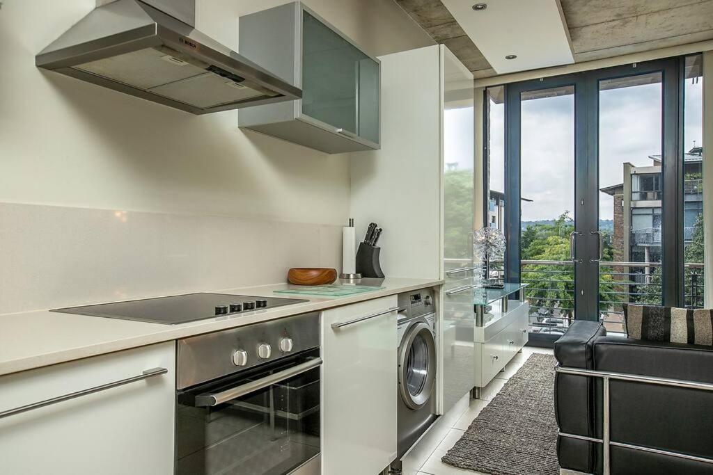 Melrose Arch Luxury * Johannesburg