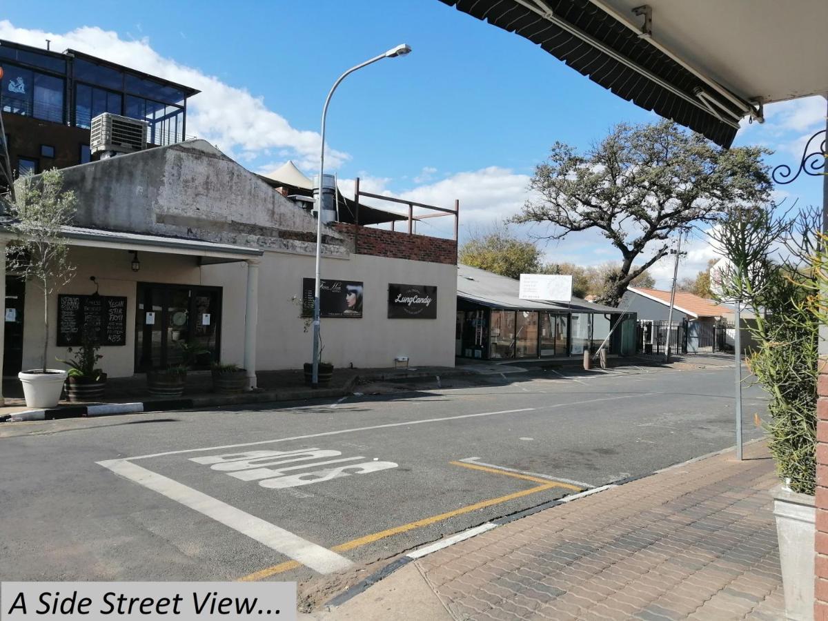 Guest house Charlie's Spot - Norwood Johannesburg