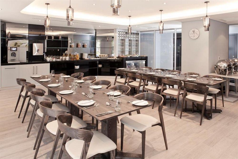 Southern Sun Grayston Sandton 4* Johannesburg