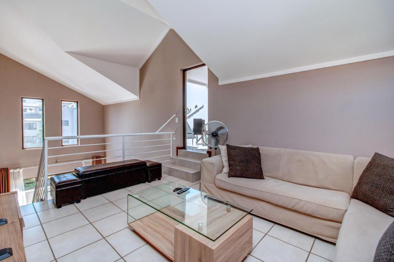 Apartamento Upmarket Ultra Modern Sandton *