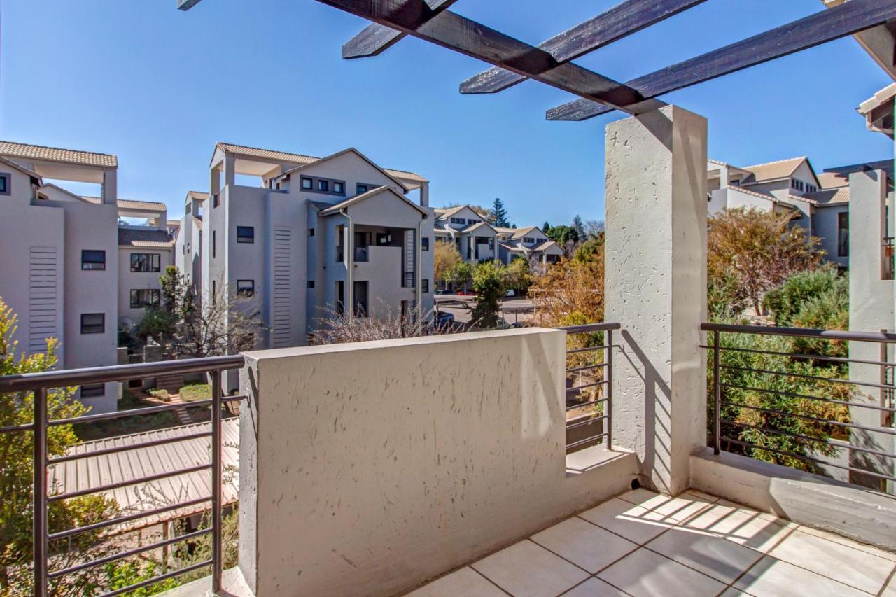 Upmarket Ultra Modern Sandton Apartamento Joanesburgo