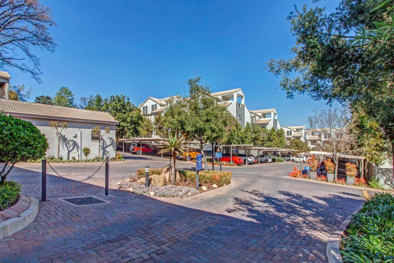 Upmarket Ultra Modern Sandton Apartamento *