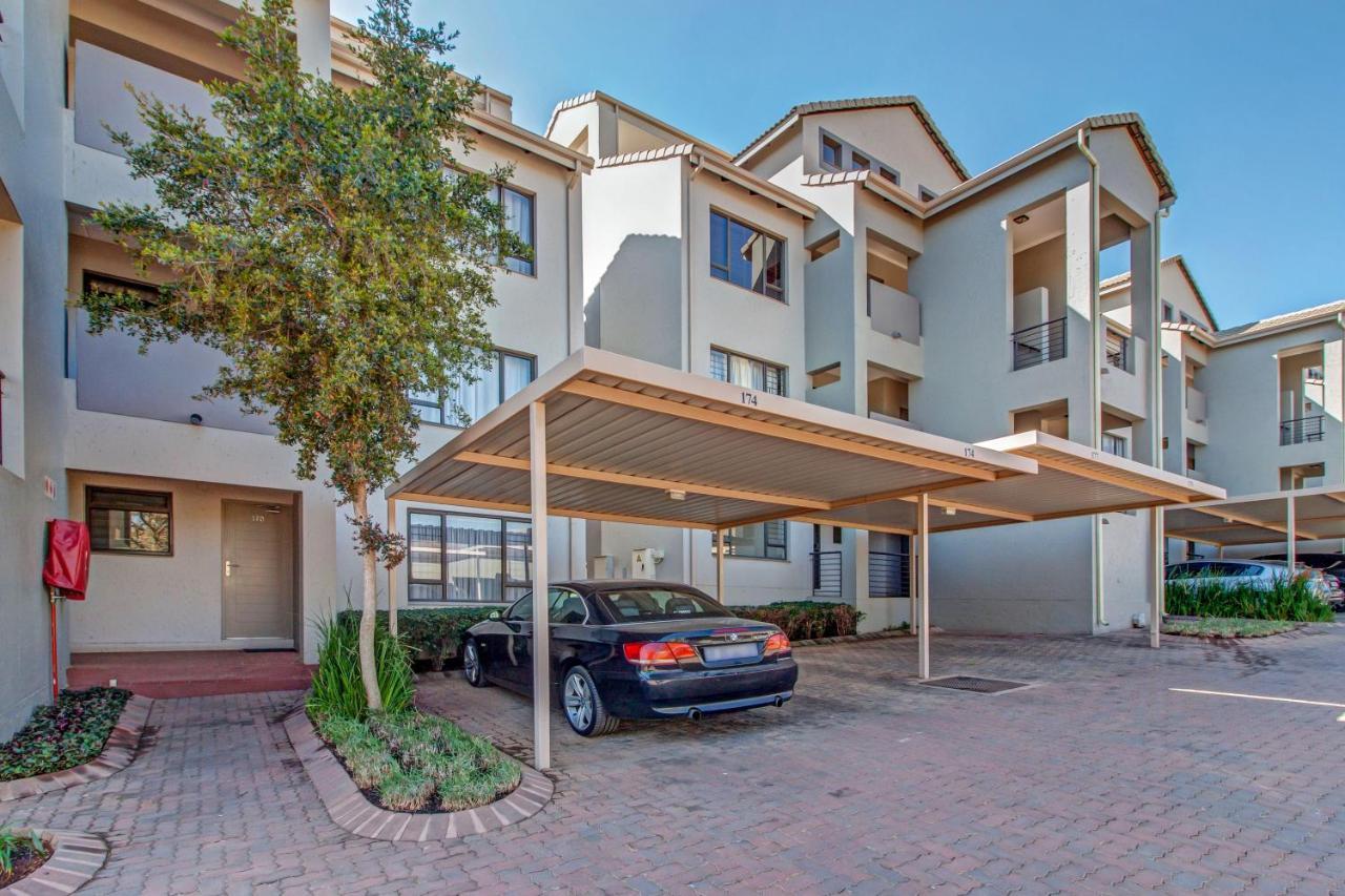 Apartamento Upmarket Ultra Modern Sandton *