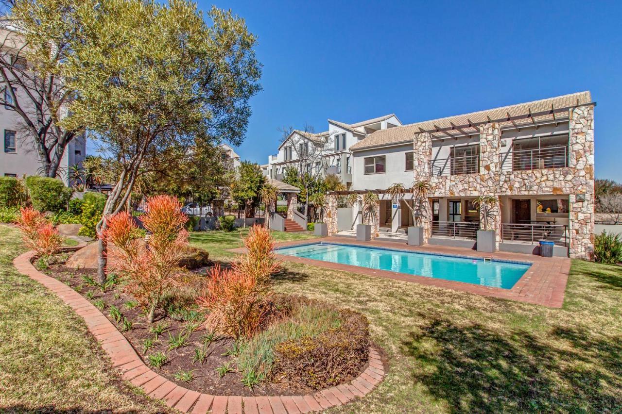 Apartamento Upmarket Ultra Modern Sandton