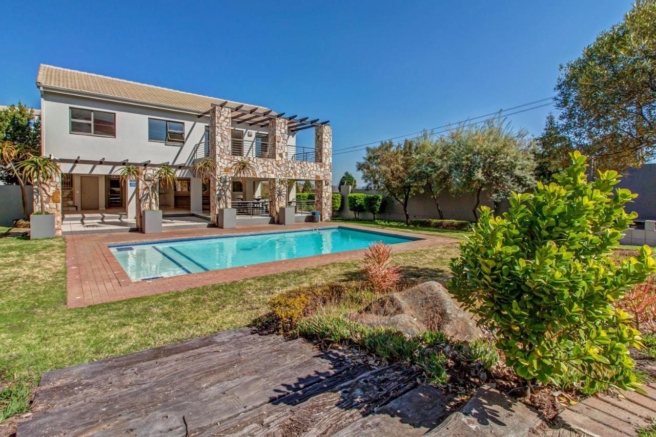 Apartamento Upmarket Ultra Modern Sandton *
