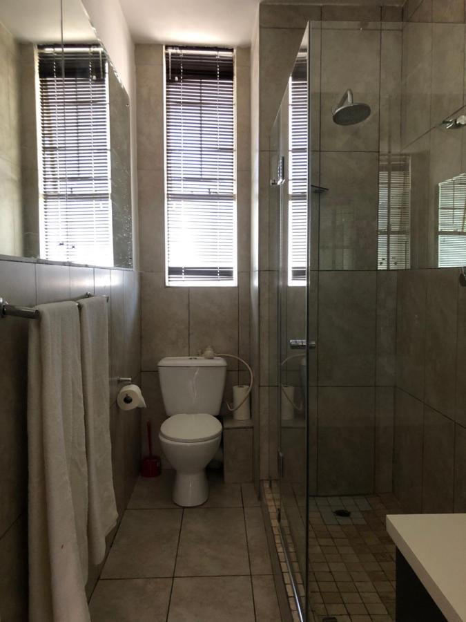 Sandton Luxury Living At 102 Kambula Apartment *