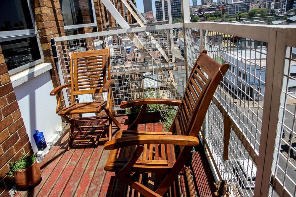 Views Apartment