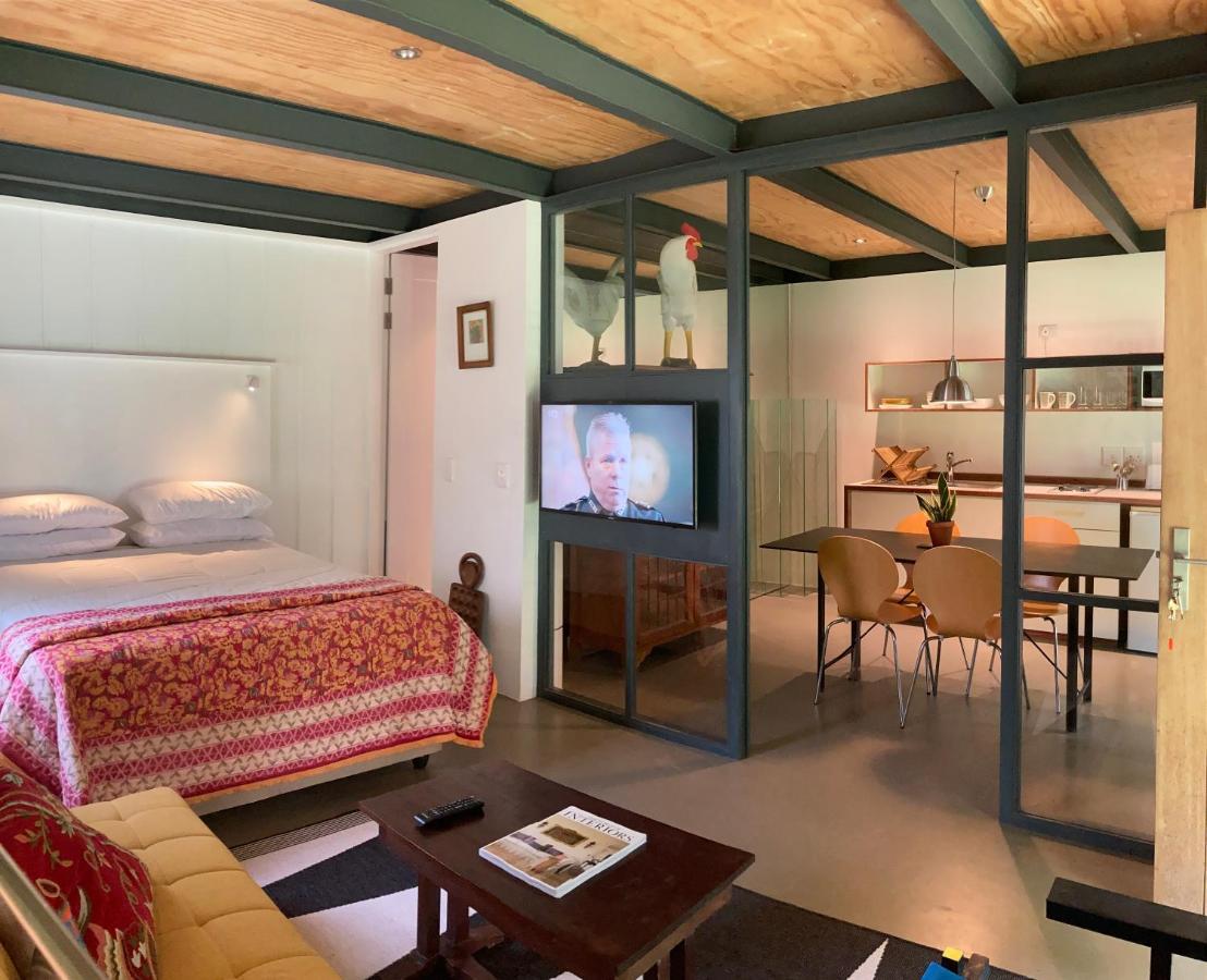 At 118 By Pwm Architects Guest house